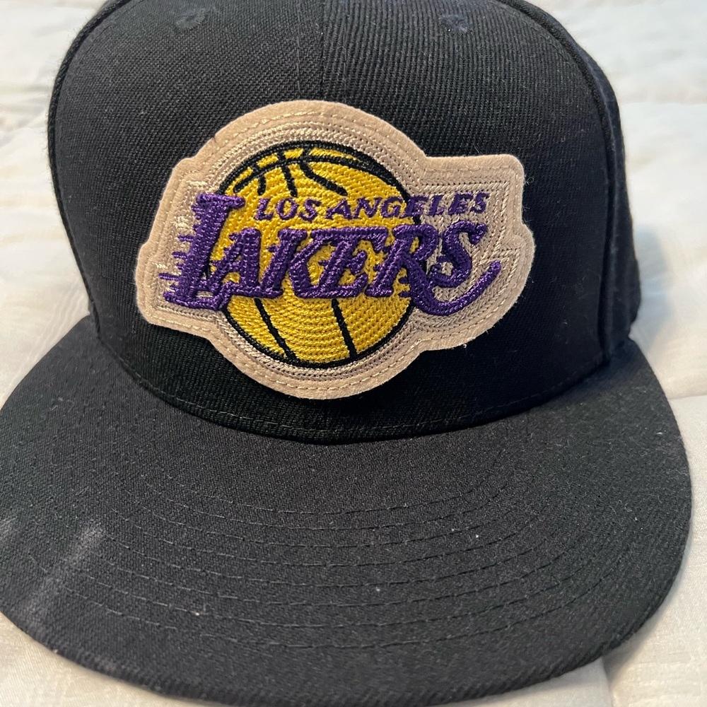 Los Angeles Lakers Black Cap